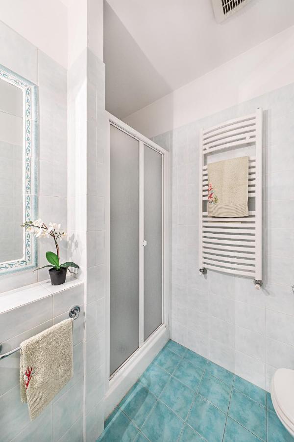 Gaudio Flat Near Ariston Theater By Wonderful Italy Apartment ซานเรโม ภายนอก รูปภาพ