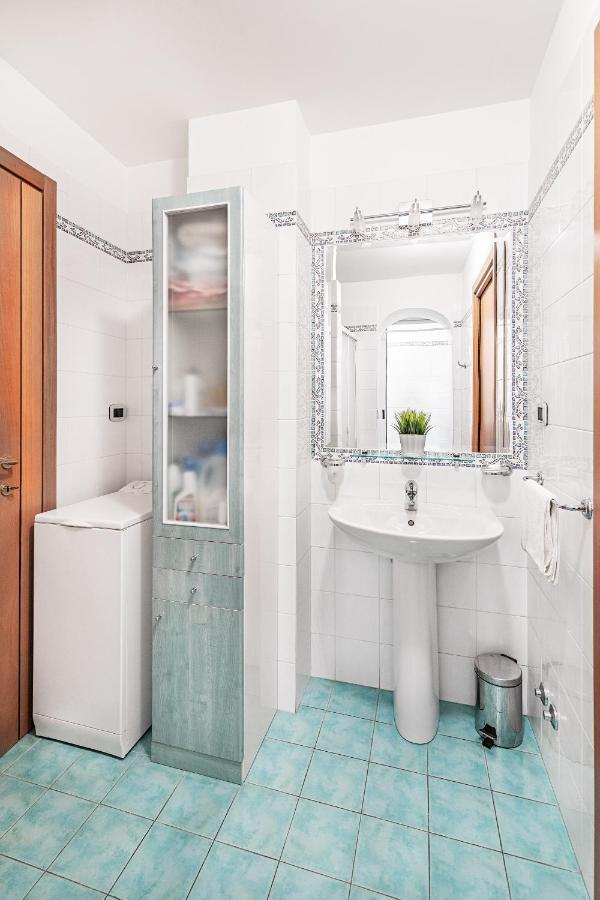 Gaudio Flat Near Ariston Theater By Wonderful Italy Apartment ซานเรโม ภายนอก รูปภาพ